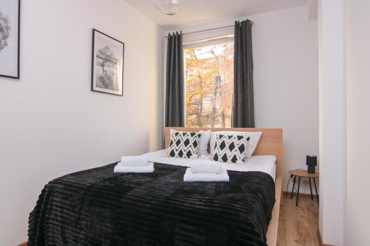 Dmk Green Apartment Near Warsaw-Modlin Airport Nowy Dwór Mazowiecki Екстериор снимка