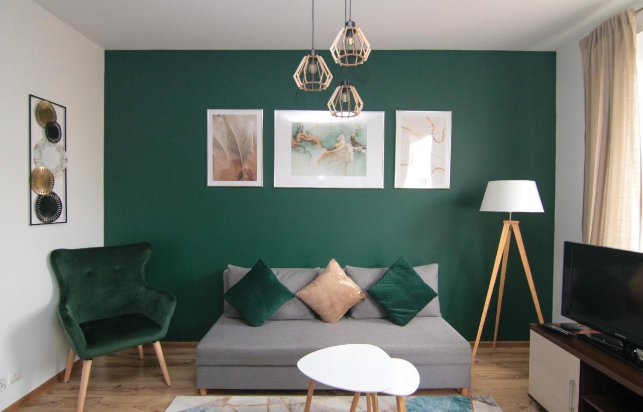 Dmk Green Apartment Near Warsaw-Modlin Airport Nowy Dwór Mazowiecki Екстериор снимка